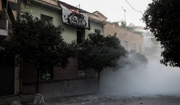 Κουκάκι: Φύγετε ρε μ@@κες, έχετε χαλάσει 300.000 ευρώ, εδώ είναι το σπίτι μας. Βίντεο