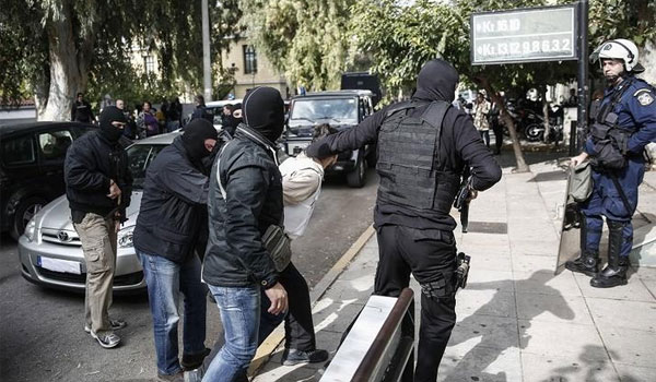 Κύπρος: Συνελήφθη στρατιώτης για κατάθεση χρημάτων στον Γιαγτζόγλου