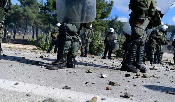 Περιφερειάρχης Βορείου Αιγαίου: Η κυβέρνηση να αποσύρει τα ΜΑΤ