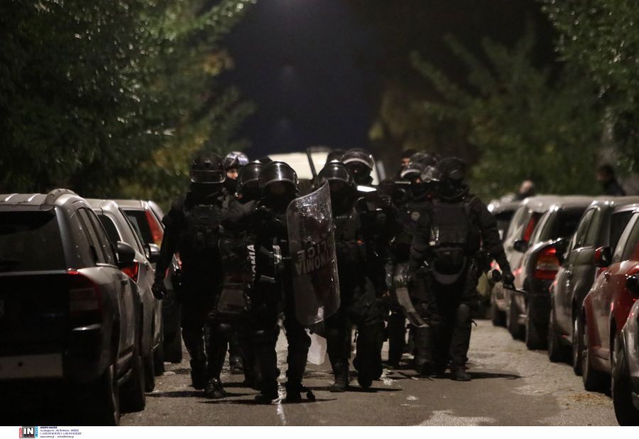 Αστυνομική επιχείρηση στα προσφυγικά της Αλεξάνδρας – Πενήντα προσαγωγές