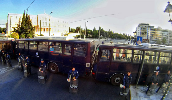 Πολυτεχνείο 2018: Δρακόντεια μέτρα. 5.000 αστυνομικοί, drones και ελικόπτερα