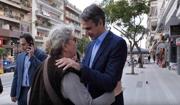 Στον Κυριάκο μου δαγκωτό - Έκλεψε τις εντυπώσεις ο Κυριάκος στη Νέα Σμύρνη