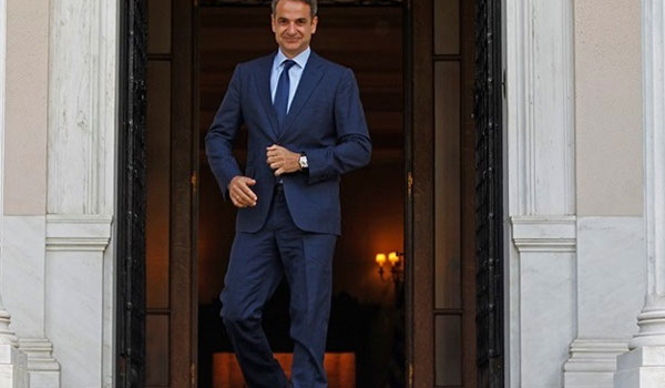 Σύσκεψη Μαξίμου: Προχωρούν άμεσα οι προσλήψεις σε υγεία και ασφάλεια