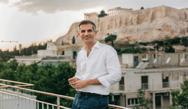 Κώστας Μπακογιάννης: Το χιουμοριστικό σχόλιο του για το μούσι του