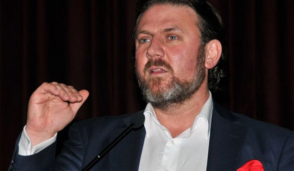 Σύμβουλος Ερντογάν: Μύγα η Ελλάδα, γίγαντας η Τουρκία. Θα υποστείτε τρομερές συνέπειες!