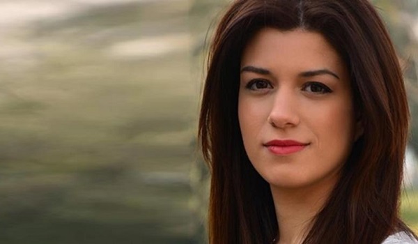 Η Κατερίνα Νοτοπούλου πήγε σε αγιασμό και θυμήθηκε τα σχολικά της χρόνια
