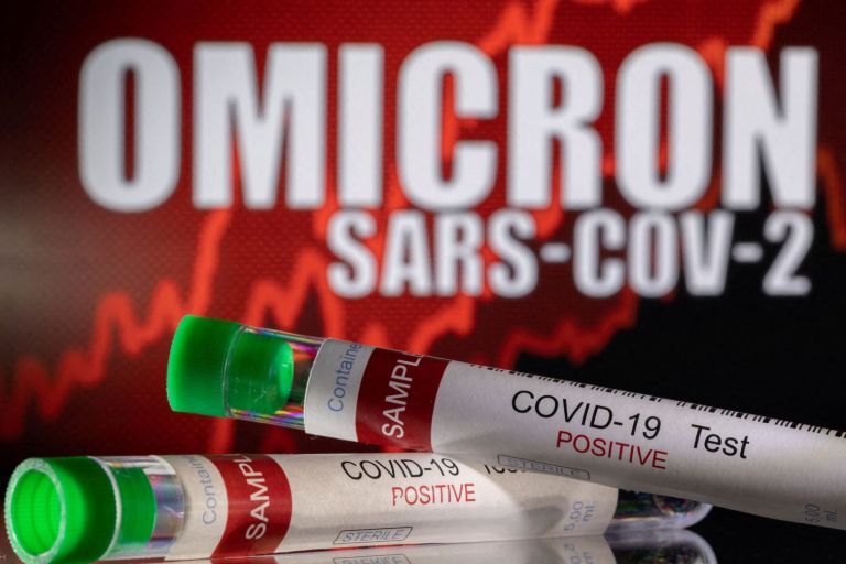 Κορονοϊός: Το εμβόλιο της Moderna για την παραλλαγή Όμικρον εγκρίθηκε στη Βρετανία
