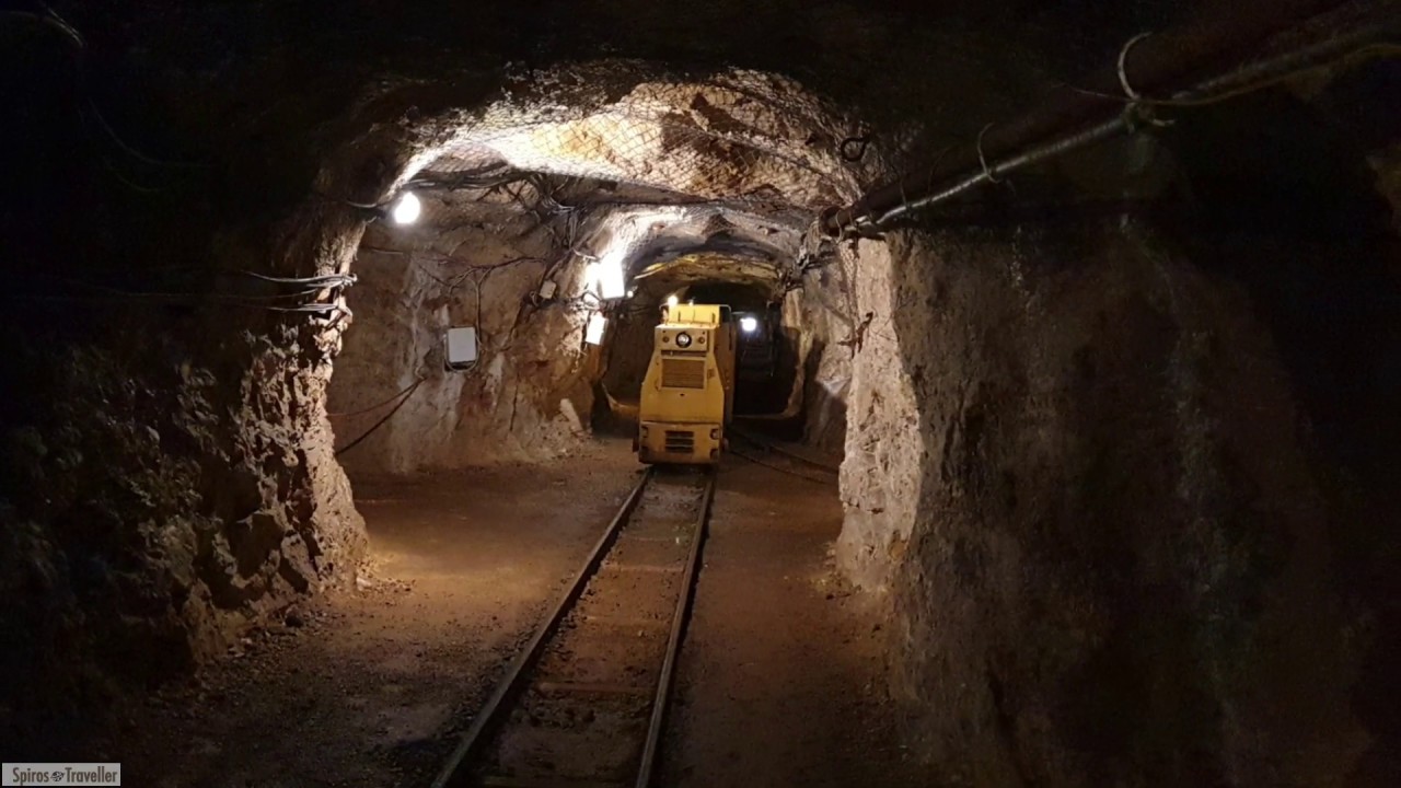 Τραγωδία στα μεταλλεία Φωκίδας: Νεκρός 40χρονος και δύο εγκλωβισμένοι από κατάρρευση στοάς