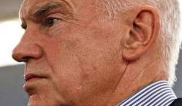 Ο Παπανδρέου "καρφώνει" Τσίπρα-Μητσοτάκη