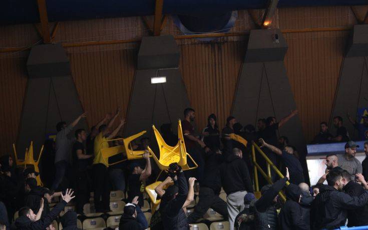 Συγγνώμη του Περιστερίου στα παιδιά: Αποδειχθήκαμε κατώτεροι των περιστάσεων