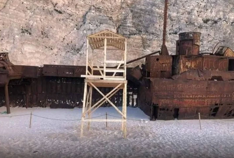 Πύργος: Μυστήριο με γκράφιτι από αίμα σε αθλητικό κέντρο