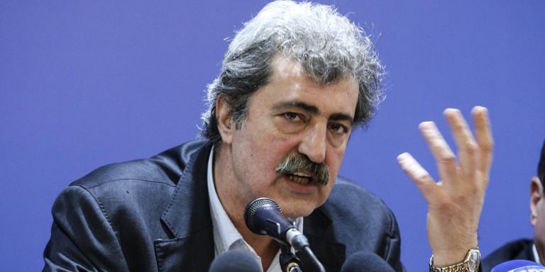 Επίθεση Πολάκη στον Πέτσα: Λέει ψέματα - Καλύπτει «δώρο αρπαχτή»