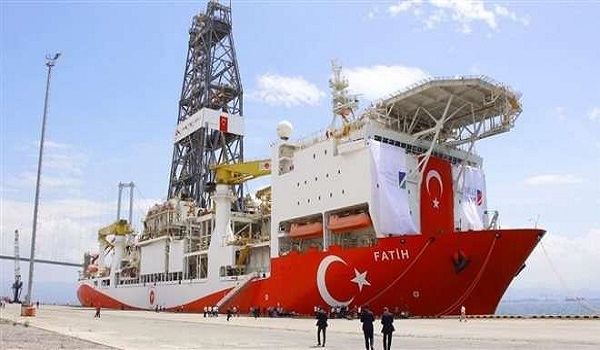Στην Κύπρο τουρκικά πλοία για το γεωτρύπανο Πορθητής