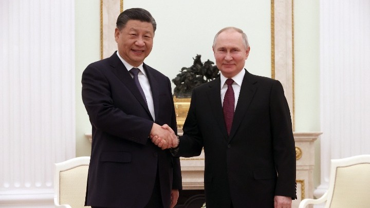 Ο Πούτιν πρόθυμος να συνομιλήσει με τον Σι για το ειρηνευτικό σχέδιο της Κίνας για την Ουκρανία