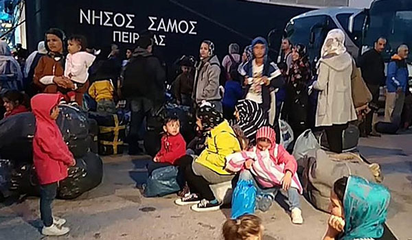 Νέες αφίξεις προσφύγων και μεταναστών στον Πειραιά από τα νησιά
