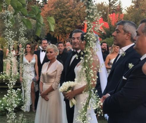 Αντώνης Ρέμος – Υβόννη Μπόσνιακ: Όλα όσα έγιναν στον γάμο