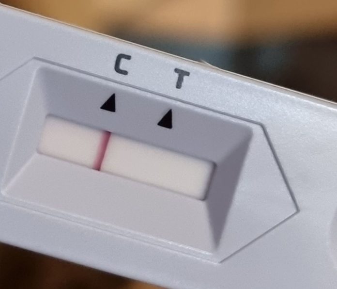 ΓΓΠΠ: Με απευθείας ανάθεση αγορά 18 εκατ. self test από την Κίνα