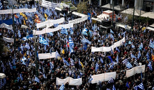 Συλλαλητήριο: Τραγωδία με άνδρα στο Σύνταγμα