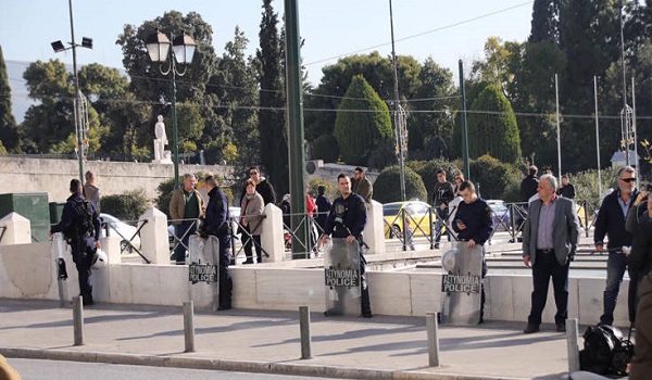 Διαμαρτυρία στο Σύνταγμα για τις γερμανικές αποζημιώσεις