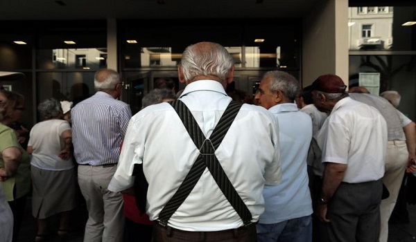 Ποιοι μπορούν να βγουν νωρίτερα στη σύνταξη το 2020