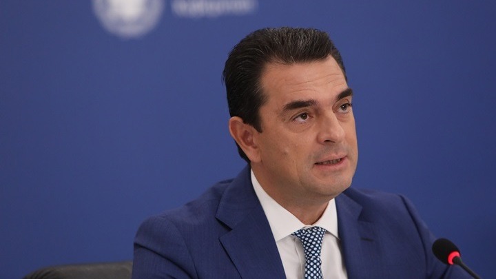 Σκρέκας: Αύριο η ανακοίνωση παρεμβάσεων σε καλάθι του νοικοκυριού και μαθητή