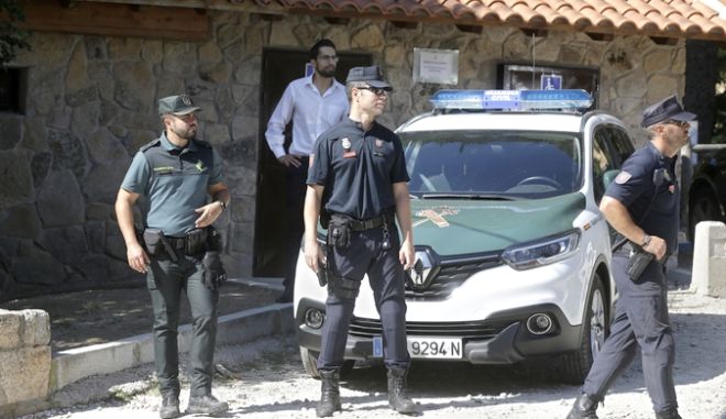 Πέθανε μόνος στο σπίτι του και άρχισε να τον τρώει ο σκύλος του