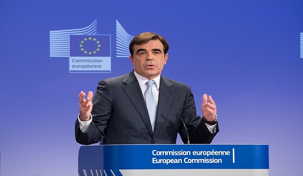 Κομισιόν για ηχογράφηση Στουρνάρα από Πολάκη: Σεβασμός στην ανεξαρτησία