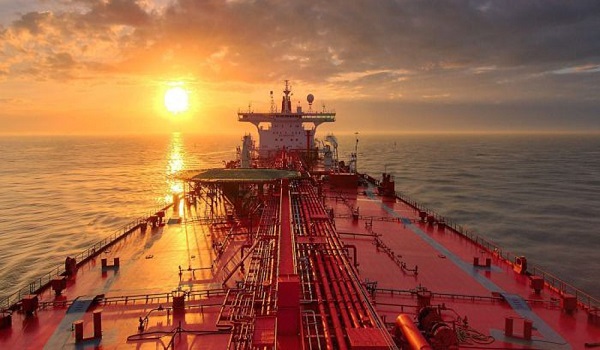 Πειρατές επιτέθηκαν σε ελληνόκτητο τάνκερ και απαγωγή 19 ναυτικών