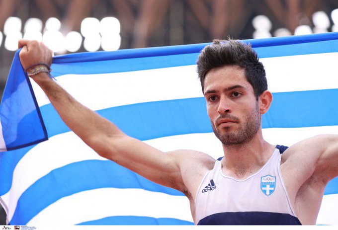 Μίλτος Τεντόγλου: Η απονομή του χρυσού μεταλλίου για τον κυρίαρχο του άλματος εις μήκος