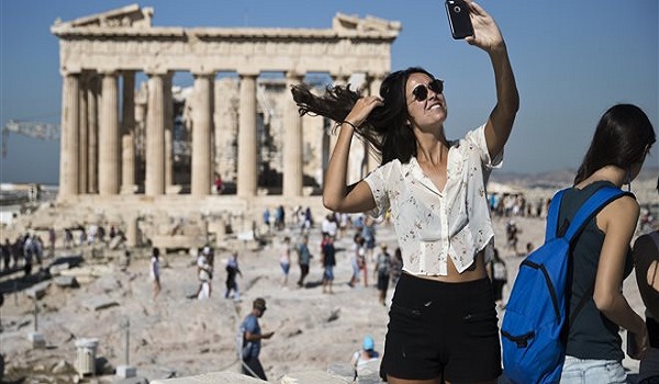 Ελληνικός τουρισμός: Το προφίλ των τουριστών την τελευταία διετία