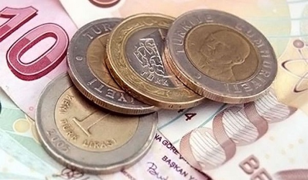 Βουτιά της τουρκικής λίρας μετά τις απειλές Τραμπ