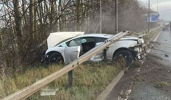 Τροχαίο σοκ για παίκτης της Μάντσεστερ Γιουνάιτεντ -Η Lamborghini έγινε σμπαράλια