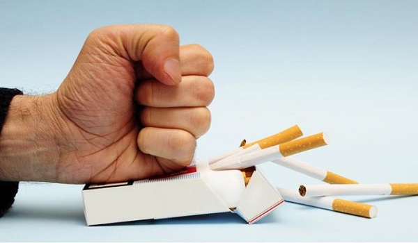 Κάπνισμα: Πώς επηρεάζει την υγεία μας και πόσο επιβλαβές είναι
