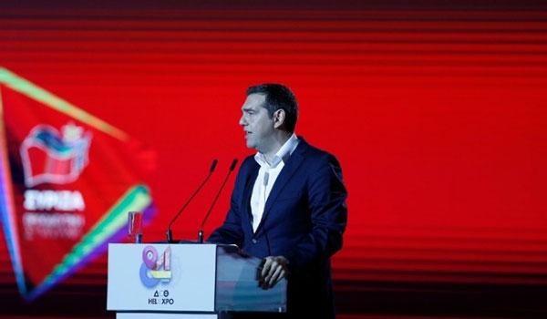 Τσίπρας: Είμαστε εδώ για να μην επιτρέψουμε να γκρεμιστούν όλα όσα χτίσαμε με κόπο