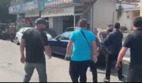 Φραστική επίθεση στον Τσίπρα στην Κρήτη: Πουλημένε. Τι ήρθες να κάνεις εδώ; Σήκω και φύγε