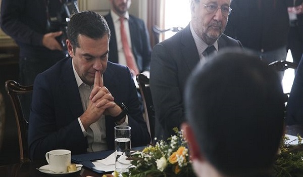 Κυβερνητική σύσκεψη στο Μαξίμου για το πολυνομοσχέδιο