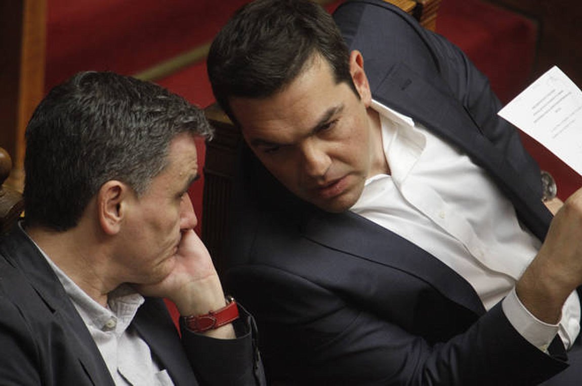 Ενόχληση Τσίπρα για Τσακαλώτο: Συγκροτεί επιτροπή δεοντολογίας για τους διαφωνούντες