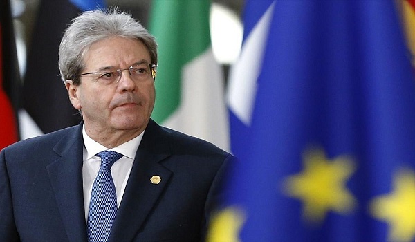 Πάολο Τζεντιλόνι: Η ελληνική οικονομία βρίσκεται σε σωστό δρόμο