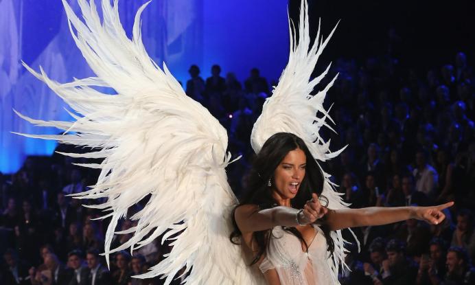Victoria’s Secret: Πουλήθηκε για 525 εκατομμύρια δολάρια