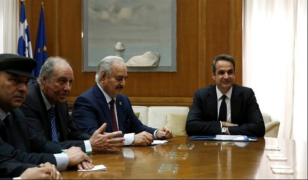 Μητσοτάκης σε Χαφτάρ: Πώς σας φαίνεται η Αθήνα; - Τι απάντησε ο Λίβυος στρατάρχης