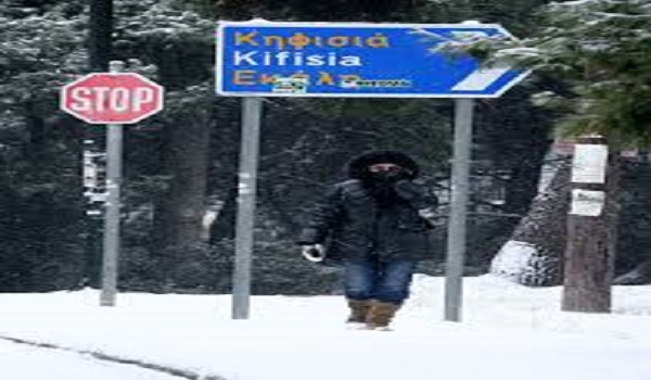 Ο Τηλέμαχος έφτασε: Χιονίζει τώρα στην Κηφισιά - Πότε θα χιονίσει στην Αθήνα