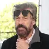 Νίκος Βερλέκης: Υπήρχαν σκηνοθέτες που μύριζαν τους ηθοποιούς στη μασχάλη και στα πόδια