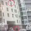 Απίστευτο: Έσωσε παιδί που έπεφτε από τον 7ο όροφο πολυκατοικίας. Δείτε βίντεο