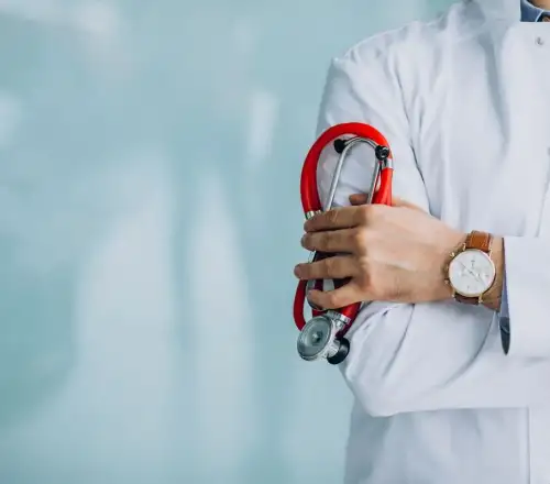 Εισοδήματα φτώχειας: Γιατροί και δικηγόροι δηλώνουν κάτω από 305 ευρώ τον μήνα