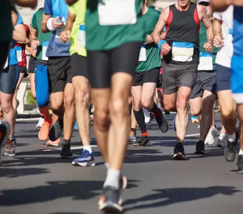 Μαραθώνιος Αθηνών: Έναρξη με δύο αγώνες 5 χλμ. – Ποιοι δρόμοι είναι κλειστοί και πού εντοπίζονται καθυστερήσεις