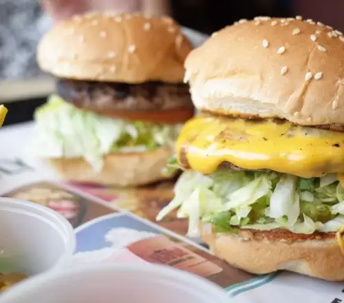 Η σκοτεινή πλευρά των challenges: Πώς η ανάγκη για αποδοχή οδηγεί τους νέους σε θανάσιμα ρίσκα