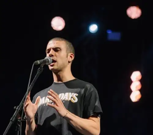 Συνελήφθη ο γιος του Σωκράτη Μάλαμα μετά από επεισόδιο στο Μοναστηράκι