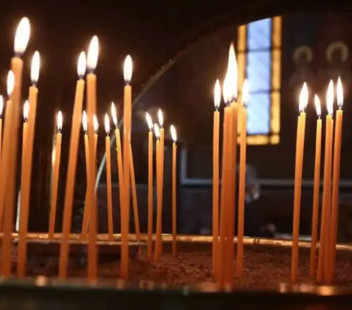 Στις Τρεις Γέφυρες η καβάτζα του κυκλώματος ναρκωτικών με Παλαιοημερολογίτες ιερείς – Ο ναός που σόκαρε τους πιστούς