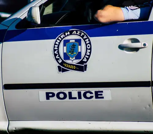 Θεσσαλονίκη: Νύχτα έντασης μετά τη συναυλία του ΛΕΞ – Μολότοφ, φωτιές και 18 προσαγωγές κοντά στο τουρκικό προξενείο