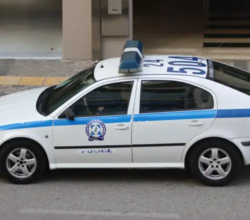 Άγρια συμπλοκή ανηλίκων στο Νέο Ηράκλειο – Μαχαίρι 14 εκ. στα ευρήματα και 3 συλλήψεις